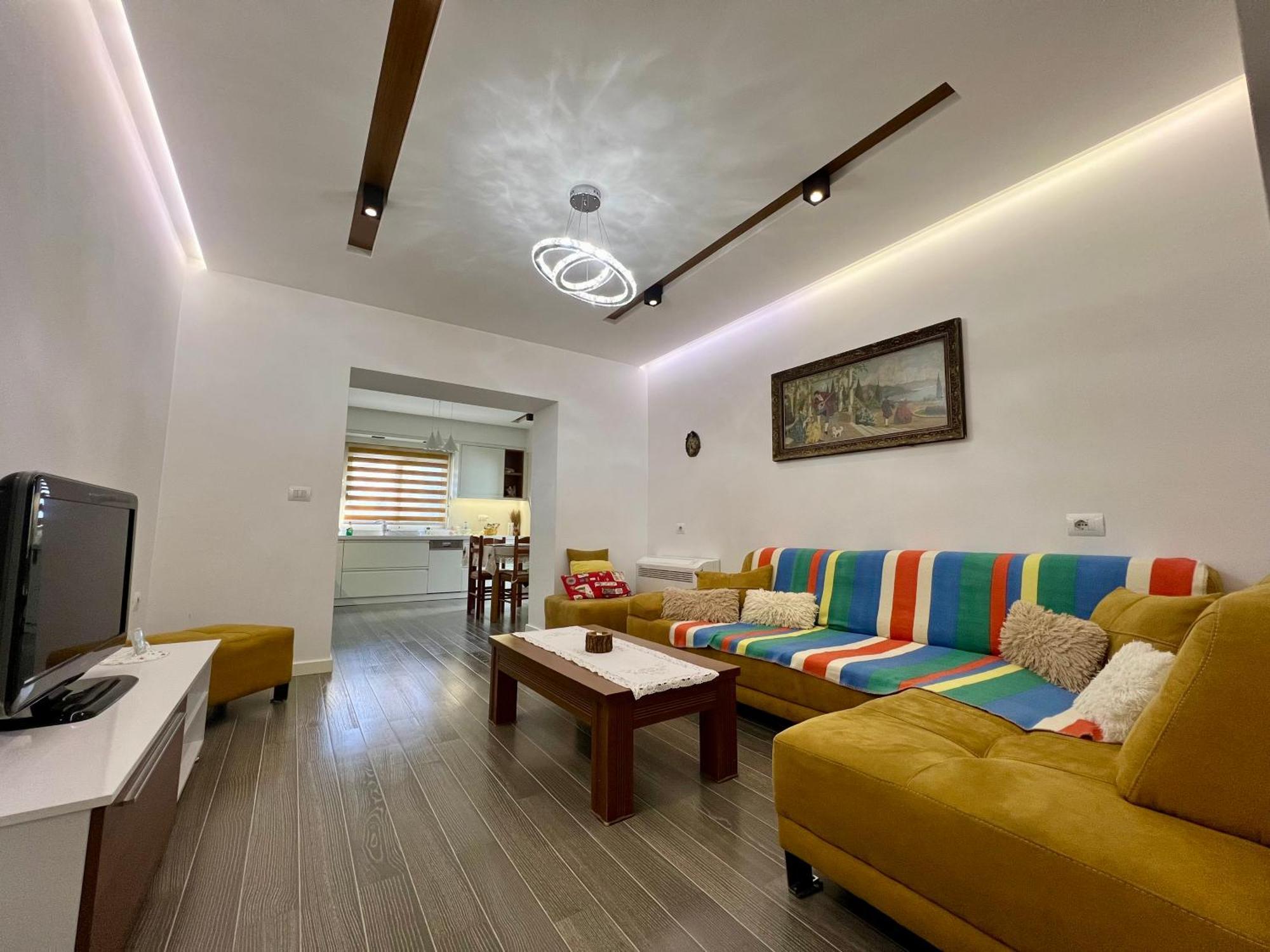 Alex Inn จีโรคาสเตอร์ ภายนอก รูปภาพ